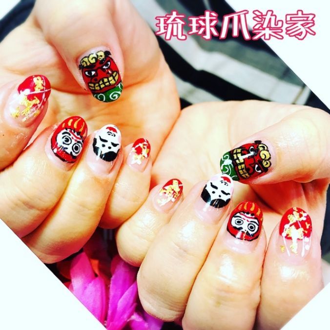 ネイルカタログ ジェル 華やか新年ネイル ネイルサロン琉球爪染家 沖縄県 北谷 嘉手納のネイルサロンの検索 予約はナチュラルビューティ