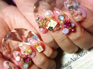 Beauty Nail Salon M 沖縄県 浦添 宜野湾 北中城のネイルサロンの検索 予約はナチュラルビューティ