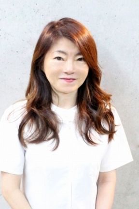 ネイリスト 高野 郁子 Total Beauty Stellaおもろまち店 沖縄県 那覇のネイルサロンの検索 予約はナチュラルビューティ